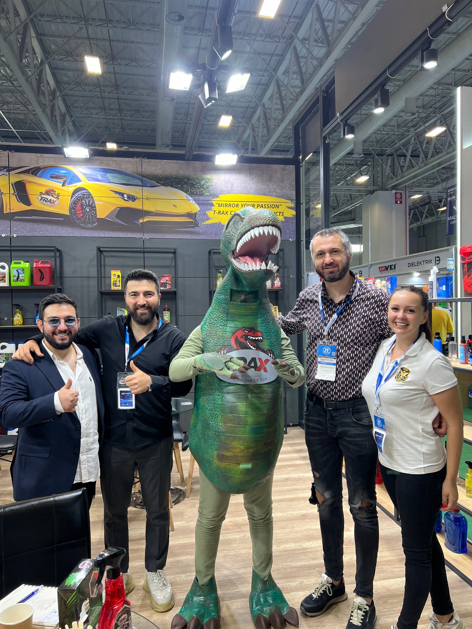 T-RaX fuar katılımı 37